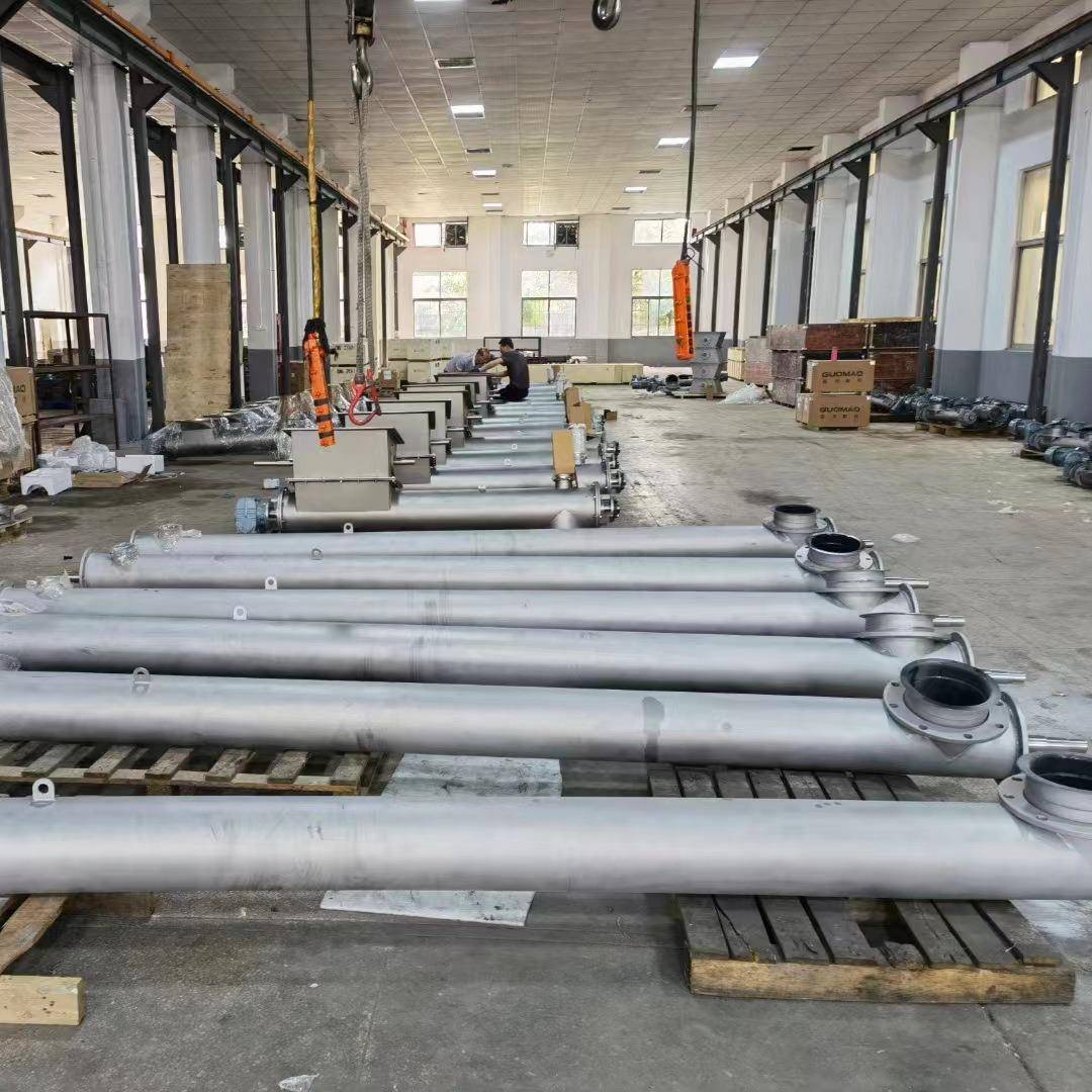 供应各型螺旋输送机绞龙管式碳钢不锈钢陶瓷等各式内衬