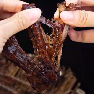 老卤鸭翅卤味零食小吃解馋鸭货肉食休闲办公室食品充饥独立包装
