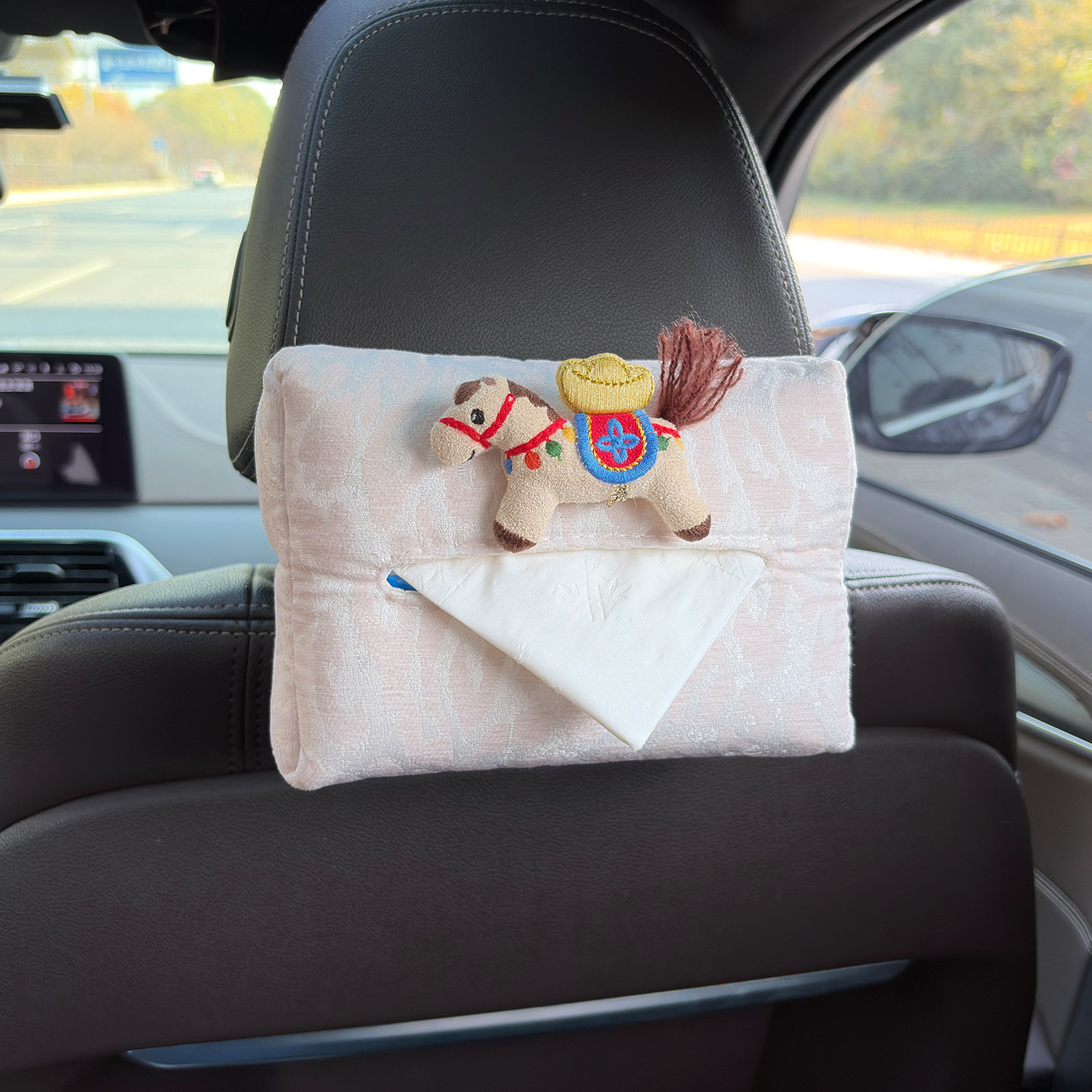 马上有钱车载纸巾盒车用纸巾套挂袋座椅背挂式汽车抽纸盒车内装饰,汽车用品/电子/清洗/改装,车用纸巾盒/套,淘宝优惠券,粉丝福利购,淘宝优惠卷