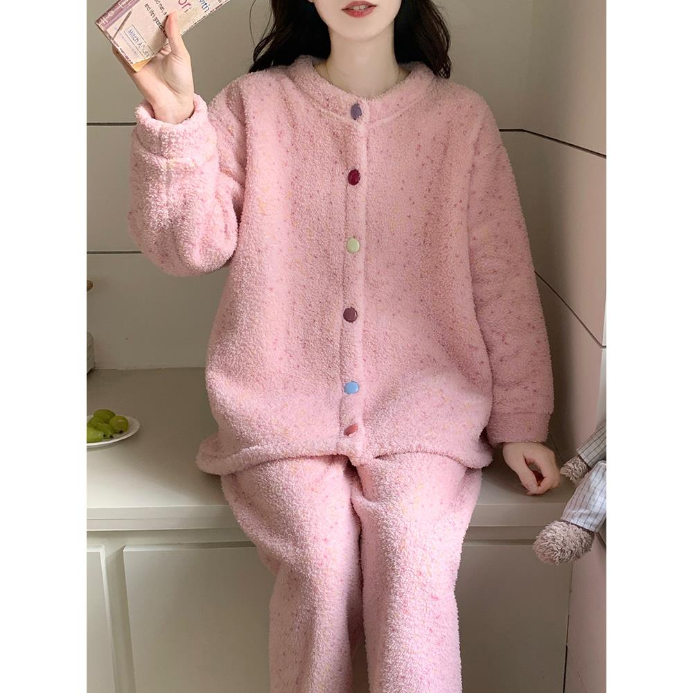 维多利亚粉色珊瑚绒睡衣女
