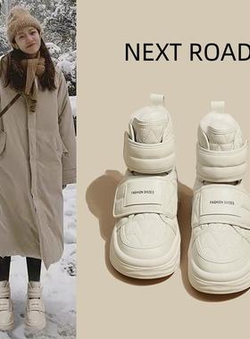 英国DHWA雪地靴女冬季新款加绒加厚面包鞋子厚底防水防滑保暖