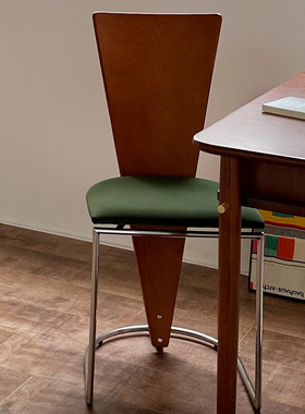 轻奢创意高靠背网红餐椅中复古民宿侘寂风椅子金属软包实木餐桌凳