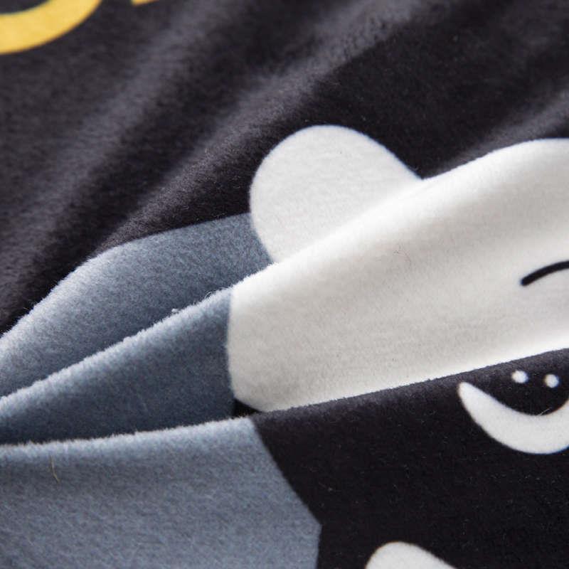 多功能汽车上抱枕被子两用加厚珊瑚绒毯沙发办公室午睡空调枕头被