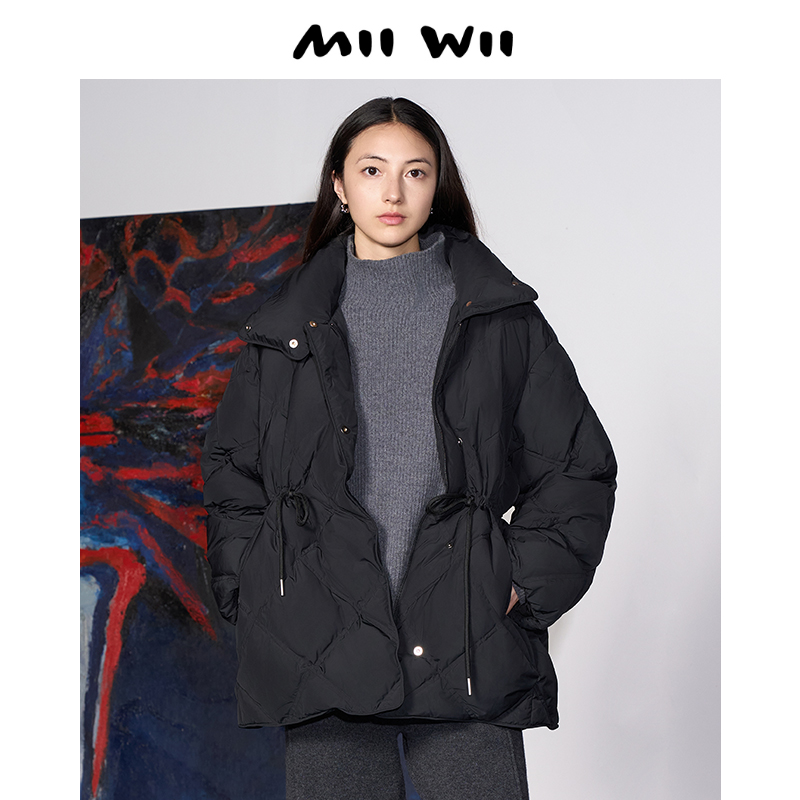 MIIWII/末·未黑色菱形格羽绒
