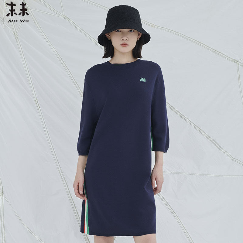 【断码清仓】MIIWII末未藏青色针织连衣裙X223005