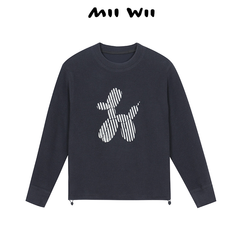 末未MIIWII24冬新款卫衣烟灰色拉绒针织呢上衣S244321女士