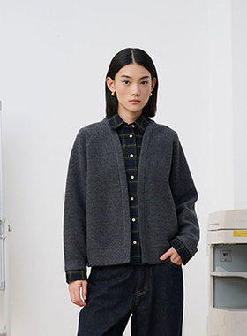 MIIWII末未25冬灰色衬衫领拉绒拼接外套假两件羊毛开衫女W254206