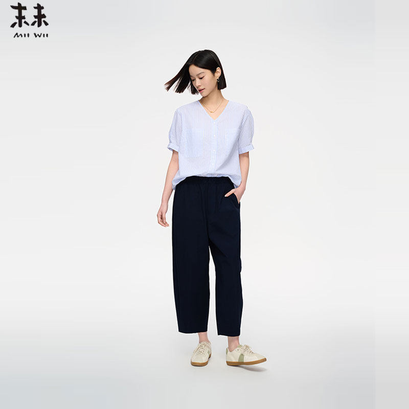 MIIWII末未25夏蓝白细条V领短袖上衣竖条纹衬衫女S252615