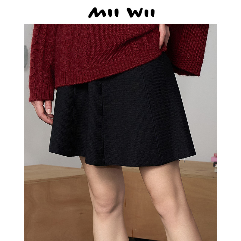 MIIWII/末·未黑色针织小摆裙