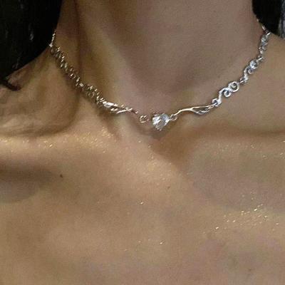 Single diamond love wing clavicle chain for women choker项链