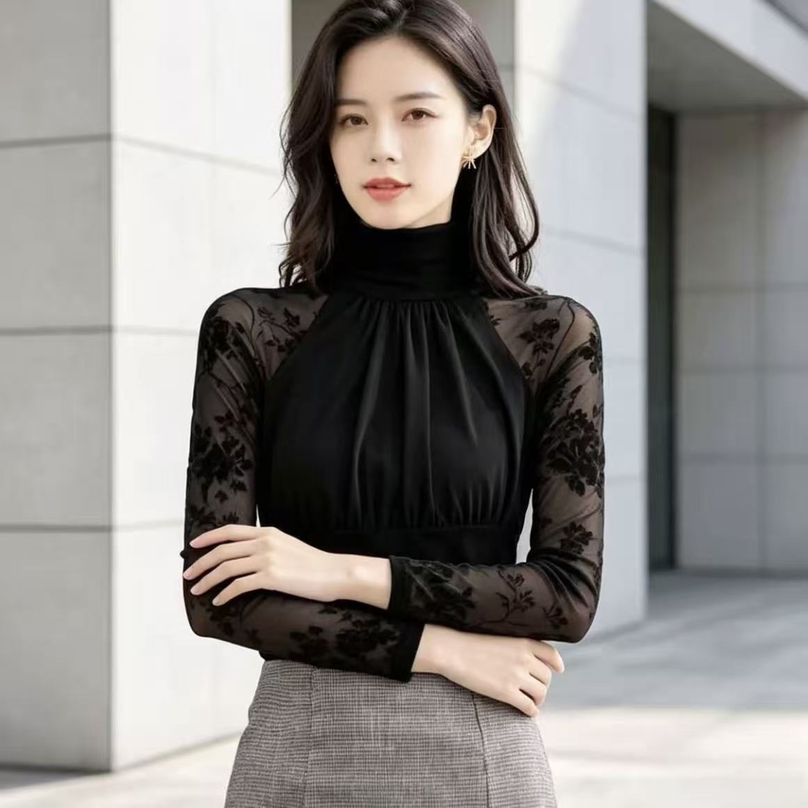 黑色植绒蕾丝高领长袖打底衫女