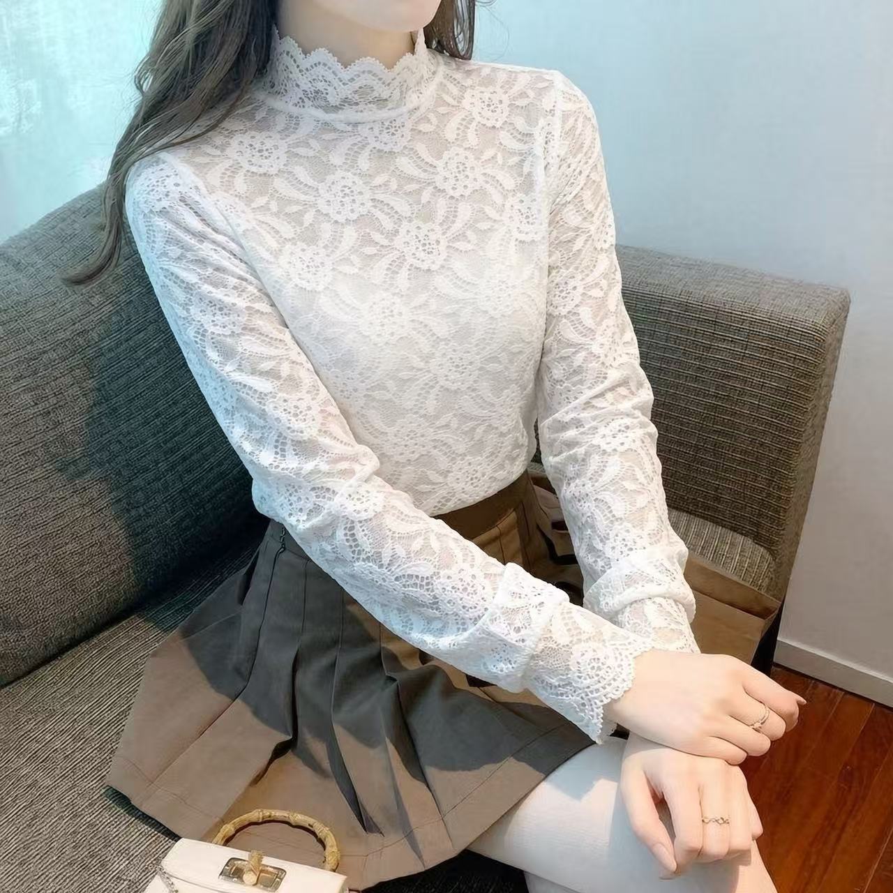白色半高领提花蕾丝衫女秋冬打底