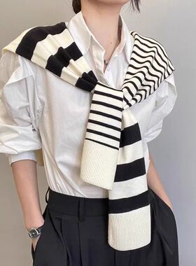 老钱风黑白条纹轻奢开衫披肩新品