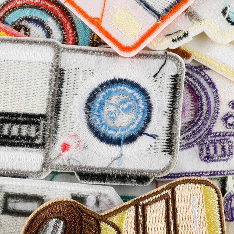 跨境temu热卖卡通创意相机电脑绣花标patch服装辅料补丁贴刺绣布