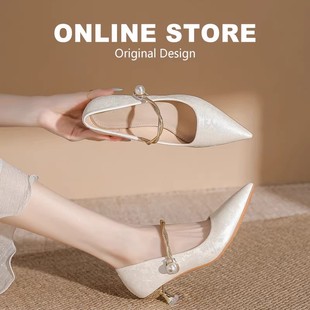 新中式国风白色玛丽珍单鞋女尖头气质高跟鞋配旗袍礼服女鞋小皮鞋