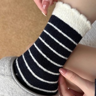 韩系英伦风黑白条纹花边中筒袜女秋冬加厚保暖羊毛学院风堆堆长袜