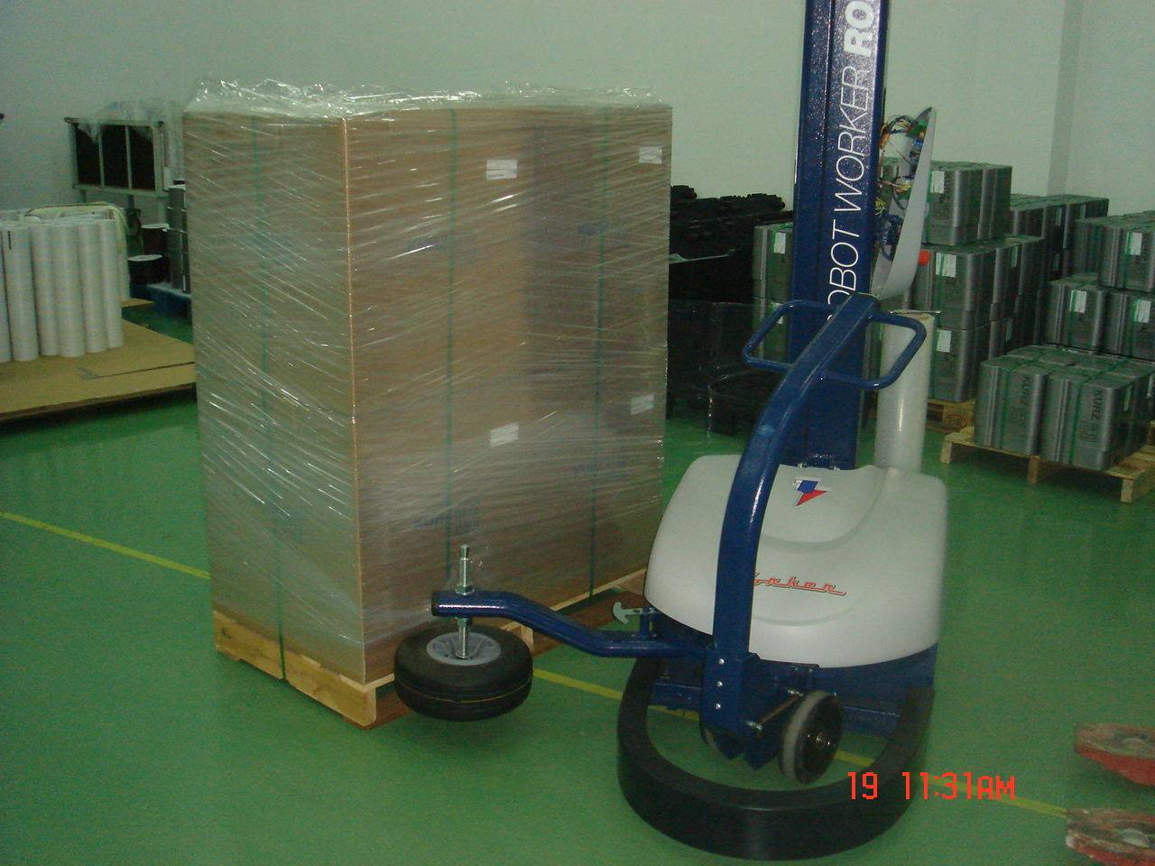 自走缠绕机自动行走型缠绕膜裹包机ROBOT-WORKER