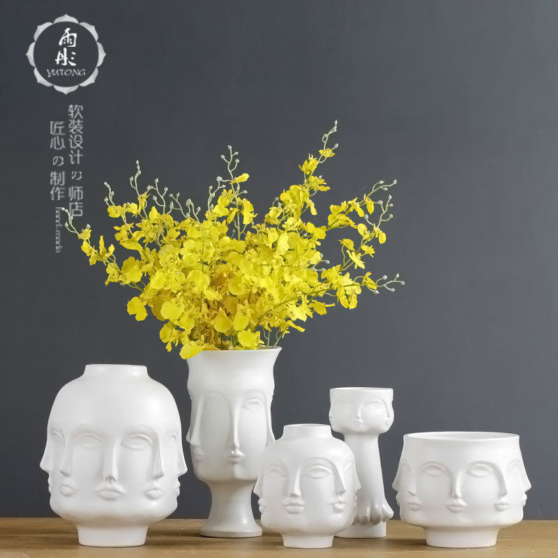雨彤创意简约潮流人脸陶瓷花插摆件家居软装饰品客厅样板间摆设