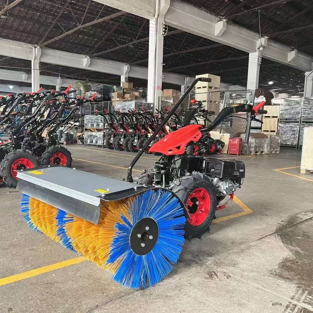 小型扫雪机手扶自走式道路除雪设备小区公园厂区手推式滚刷清雪机
