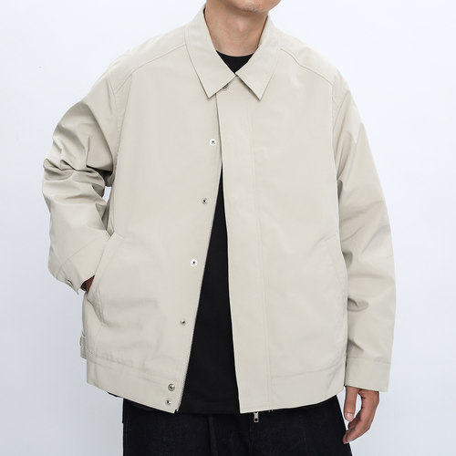 抗皱挺括宽松翻领夹克