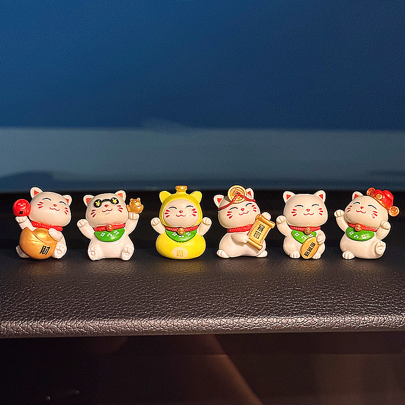 招财猫猫车内饰品摆件2024新款汽车装饰中控台车载摆件车上装饰品