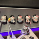 HelloKitty车载挂钩可爱车内前排多功能副驾驶粘贴挂钩女汽车挂勾