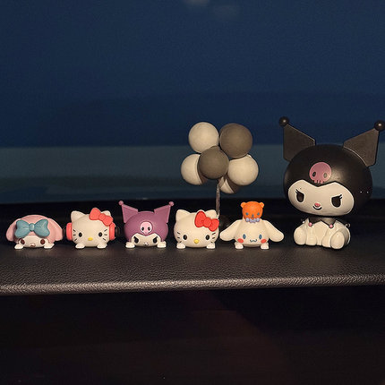 三丽鸥HelloKitty车载摆件中控台屏幕可爱汽车内装饰品治愈系公仔