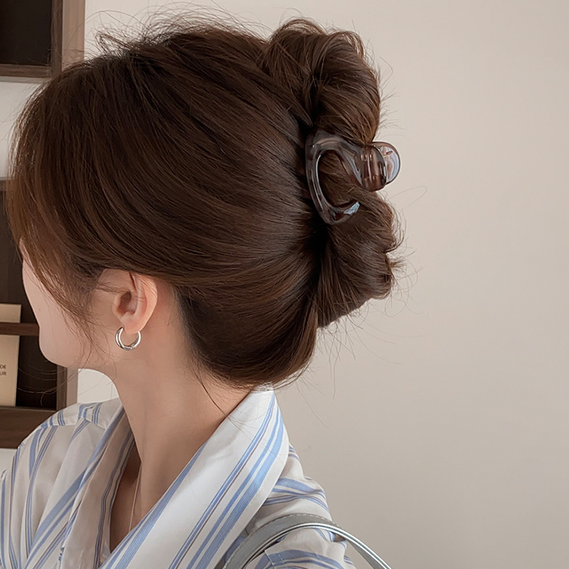 高级感不规则发夹女后脑勺