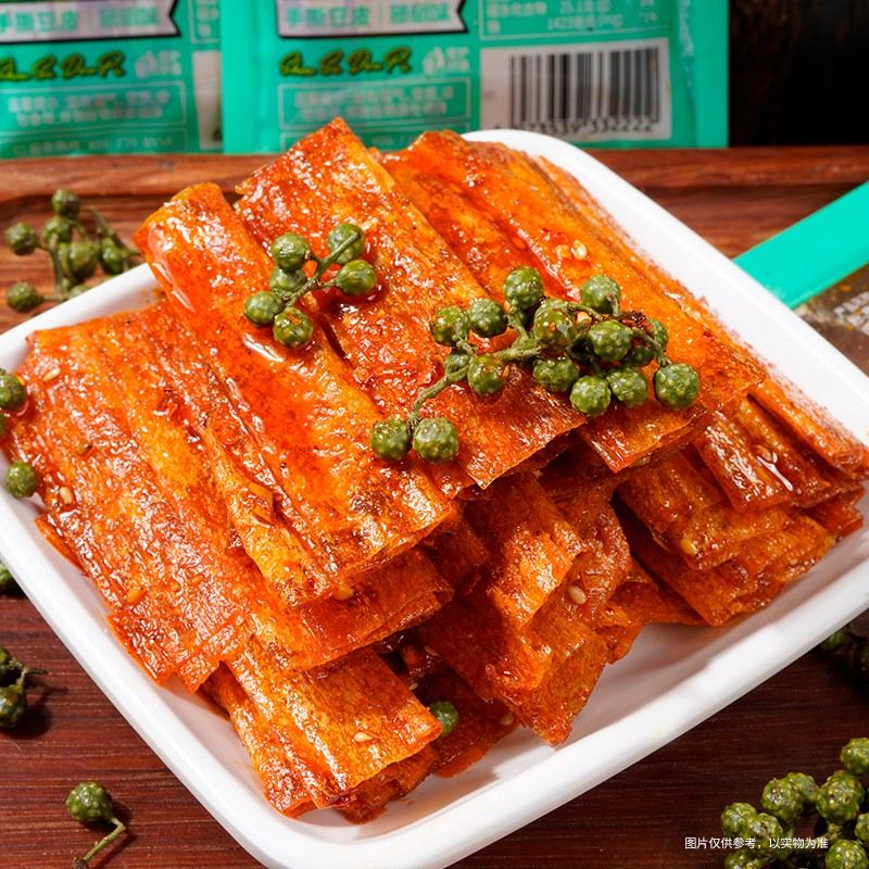 湖南特产手撕豆皮卷藤椒辣条辣片追剧解馋零食惊喜童年回忆经典