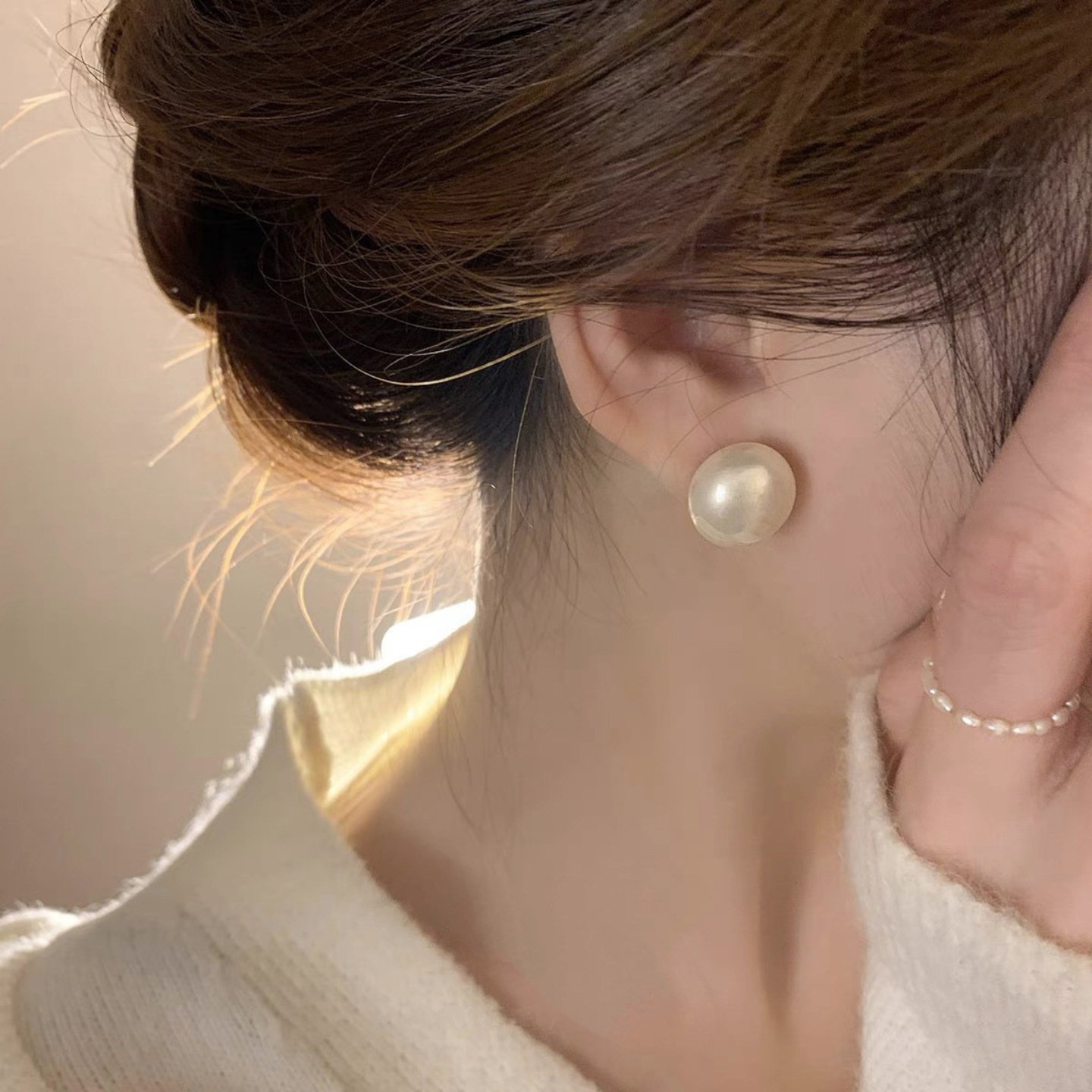 新款馒头扁圆珍珠耳钉女复古耳环新款气质小众百搭耳饰