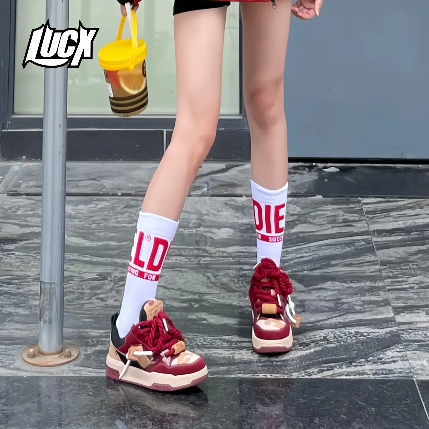 Lucx鞋子经典复古红酒国潮主题情侣款板鞋厚底增高时尚休闲面包鞋