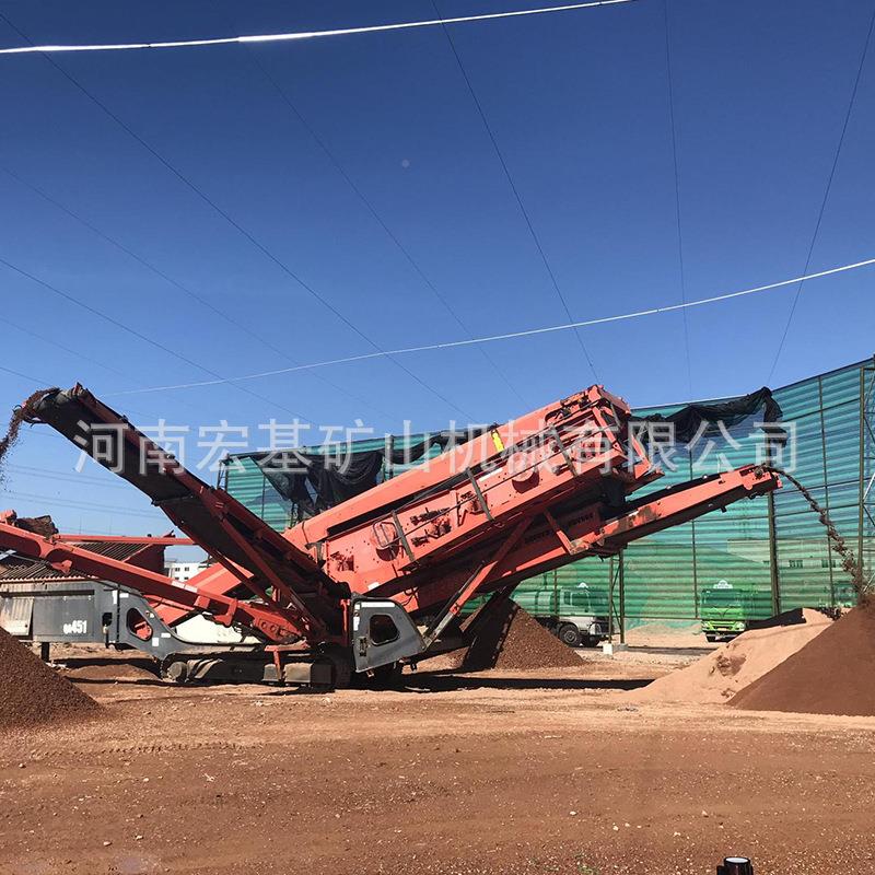 碎302动筑垃圾破站轮胎牵引反击建式破碎机车移载石料水泥块粉碎