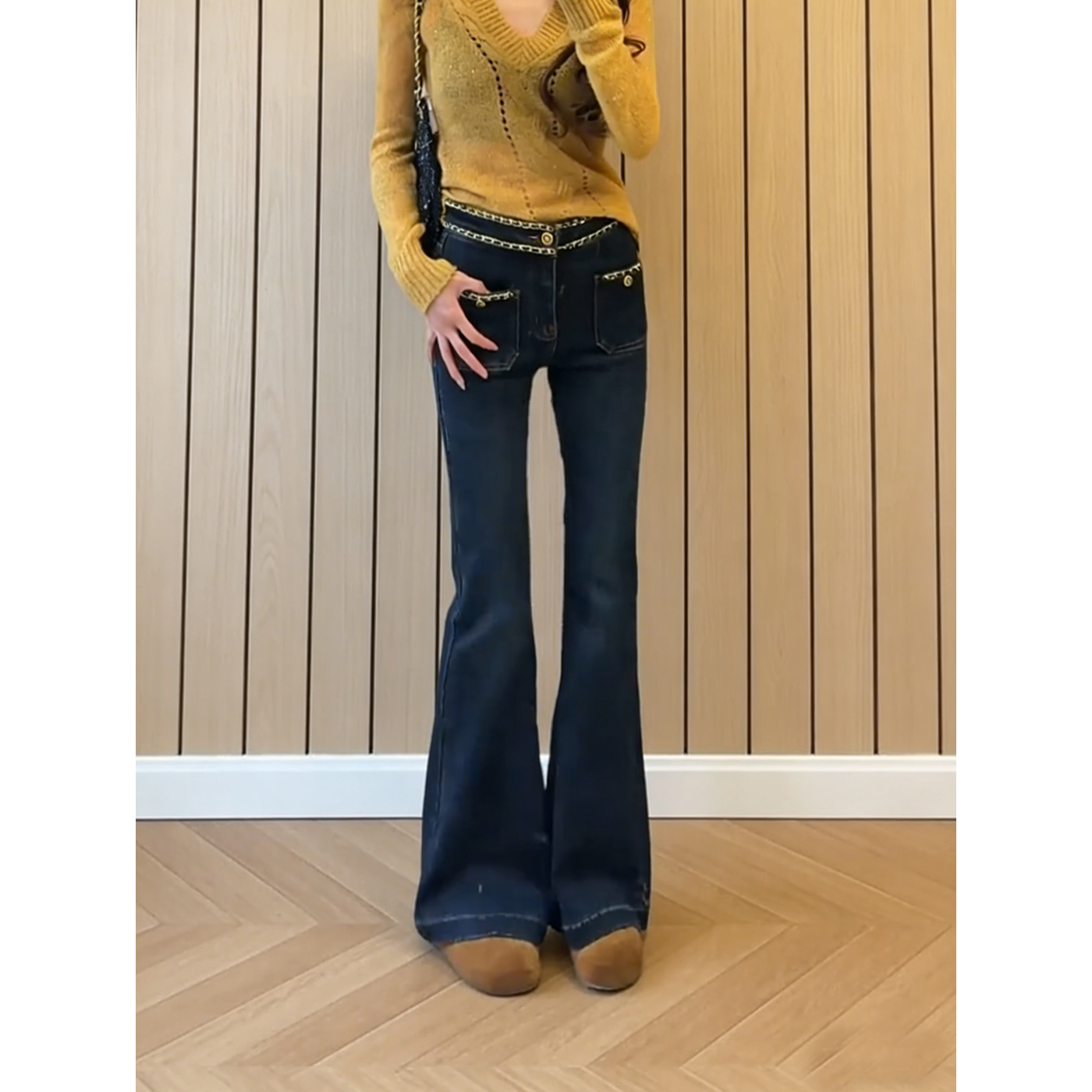 复古蓝色高腰微喇牛仔裤女