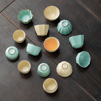 Master's cup of Ru kiln, opened to nourish high-end handmade celadon ceramic tea cup, single cup Ru porcelain Kung Fu t