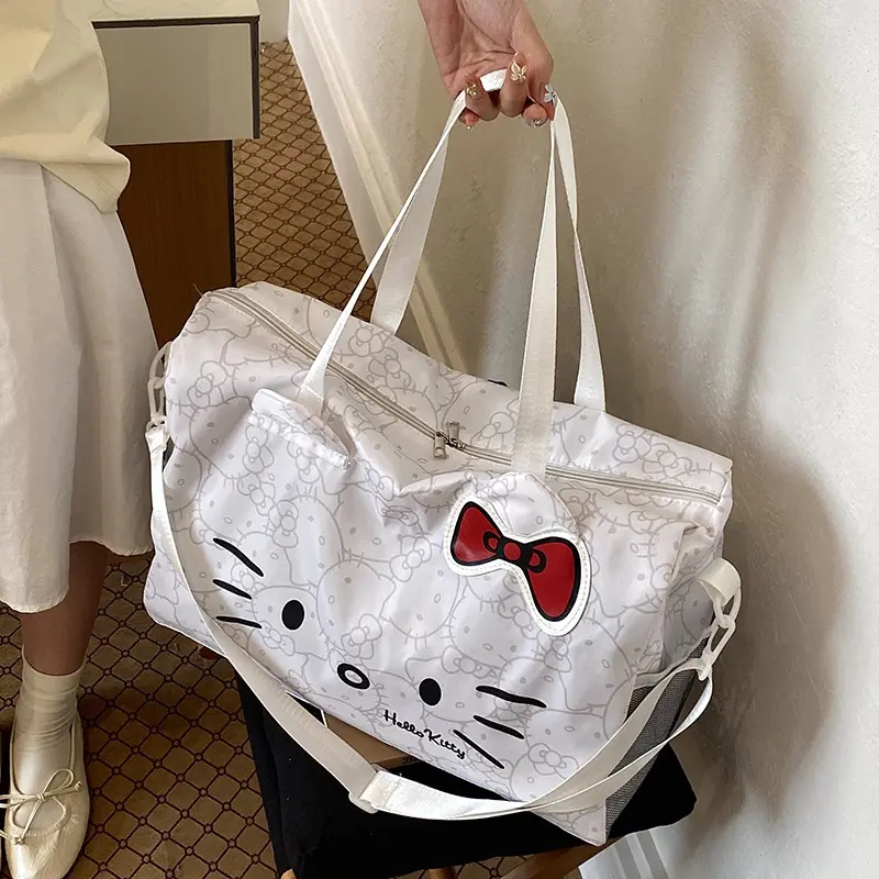 凯蒂猫可爱大容量旅行包