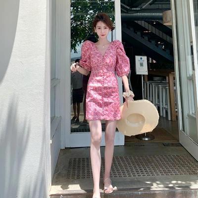 欧洲站2025新款粉色裙子女设计感小众碎花裙子别致独特连衣裙女夏