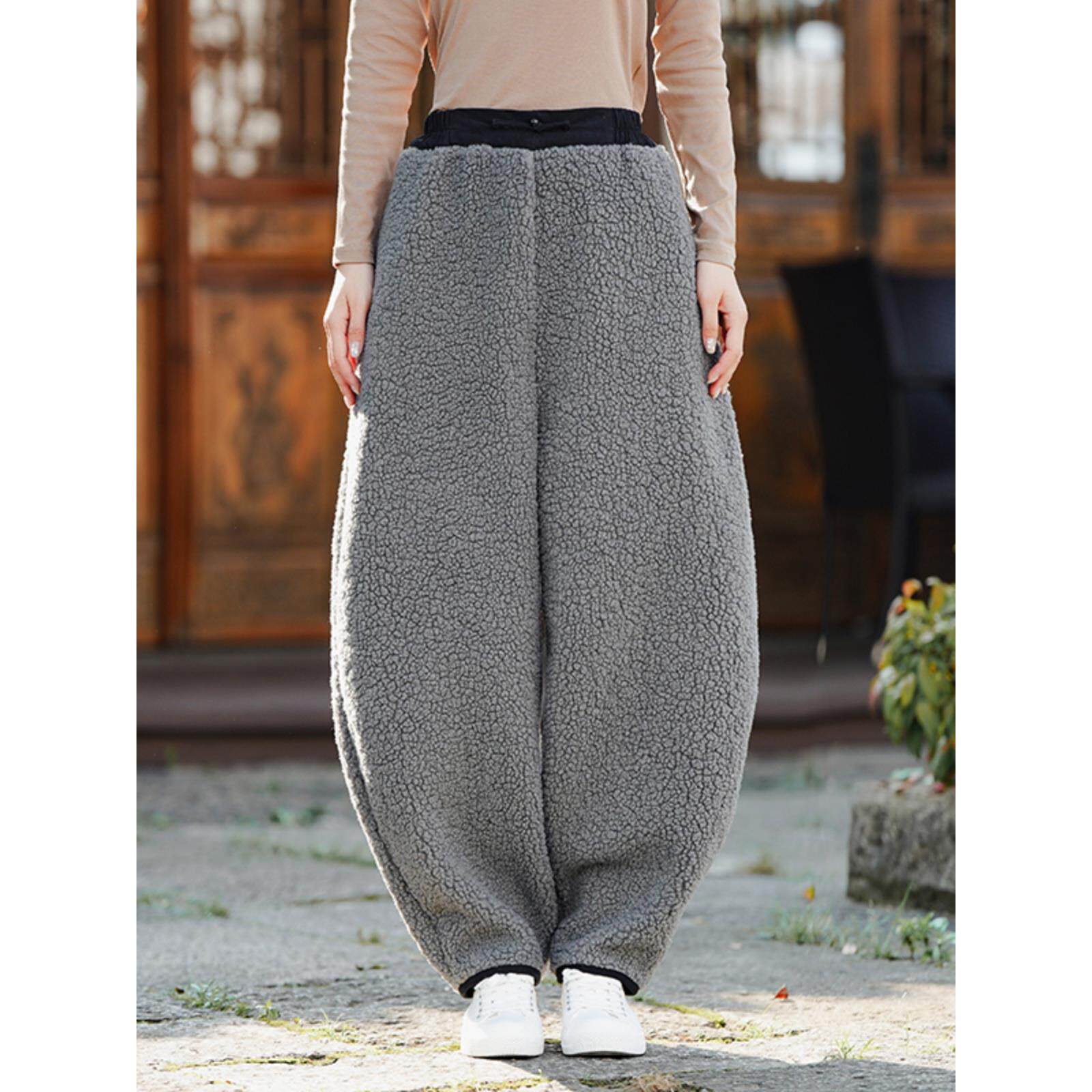 コーデュロイの潮牌毛绒裤男冬季百搭弯刀裤大码羊羔休闲灯笼裤子