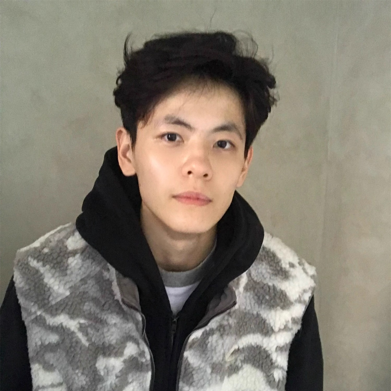 Y2NG羊羔毛迷彩拼接背心保暖立领拉链马甲外套