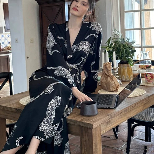 性感豹子真丝睡衣女睡袍浴袍晨袍