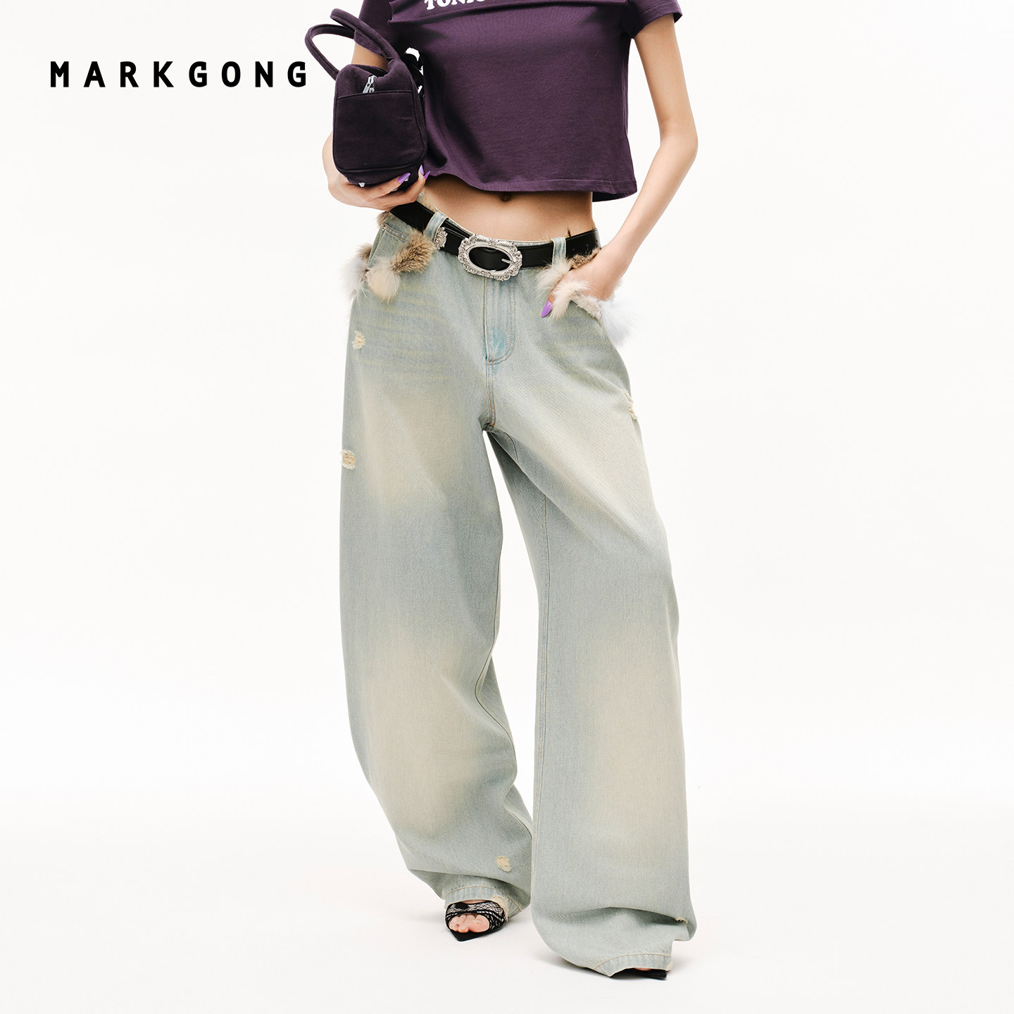 MARKGONG浅蓝牛仔弯刀裤图片