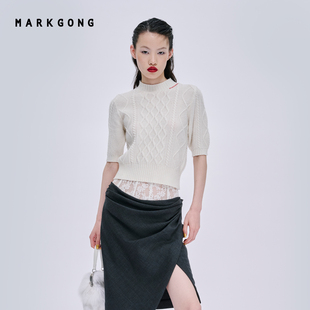 【SALE】【MARKGONG】时尚通勤铰花短袖针织流行秋冬休闲女装上衣