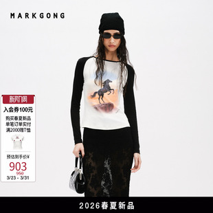 【MARKGONG】“马上有福”印花插肩长袖2026春夏新品女装上衣