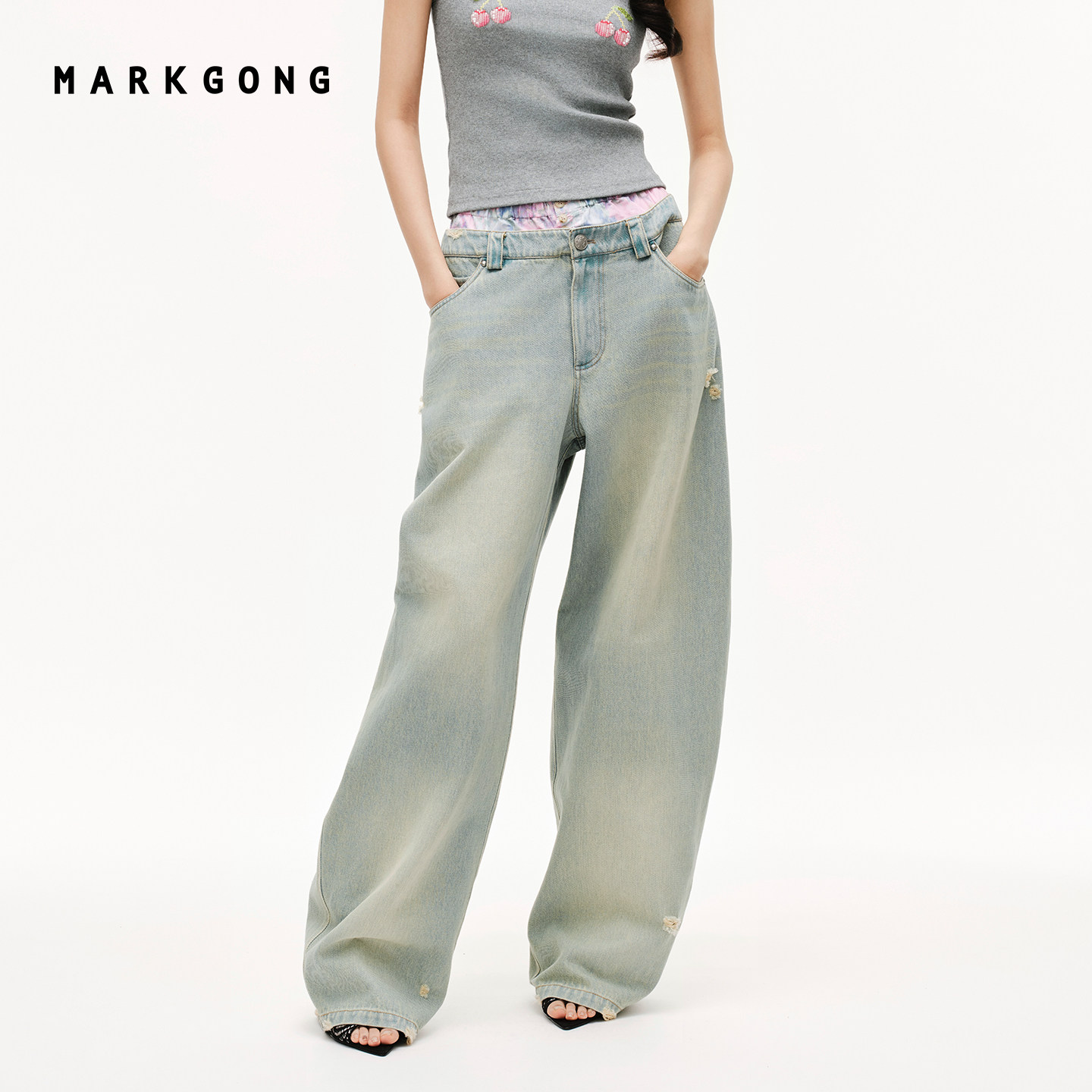 MARKGONG洗水蓝露边牛仔裤图片