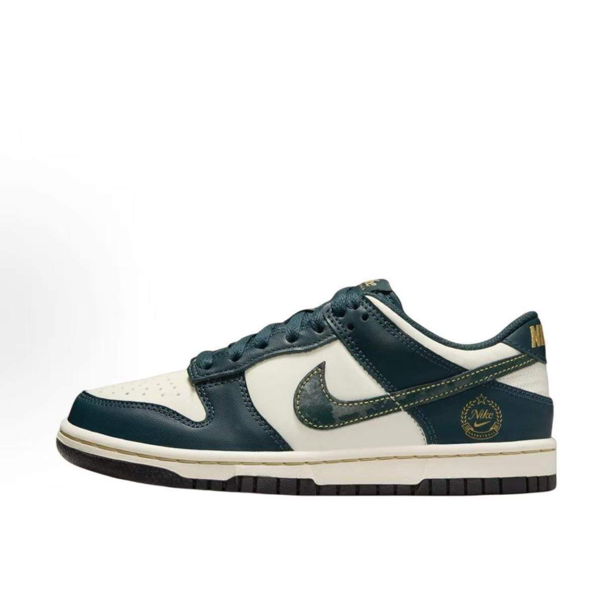 NIKE耐克 DUNK low 百搭舒适 防滑耐磨低帮白黑绿板鞋 FB9109-301