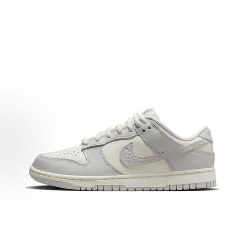 NIKE耐克 女子 dunk LOW 浮雕 低帮灰色板鞋 FJ4553-133