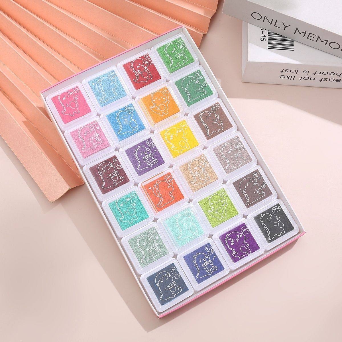 儿童手指画颜料可水洗24色彩色印台幼儿园手工DIY涂色绘画印章泥,玩具/童车/益智/积木/模型,胎毛章,淘宝优惠券,粉丝福利购,淘宝优惠卷