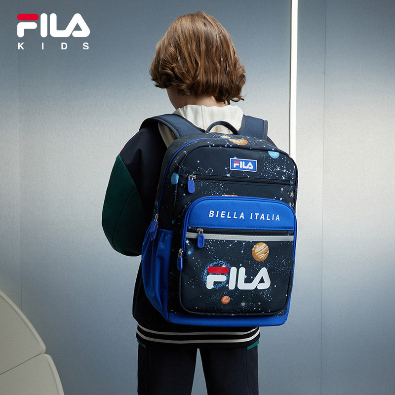 FILA斐乐儿童减负书包一到三到六年级小学生轻质大容量双肩背包