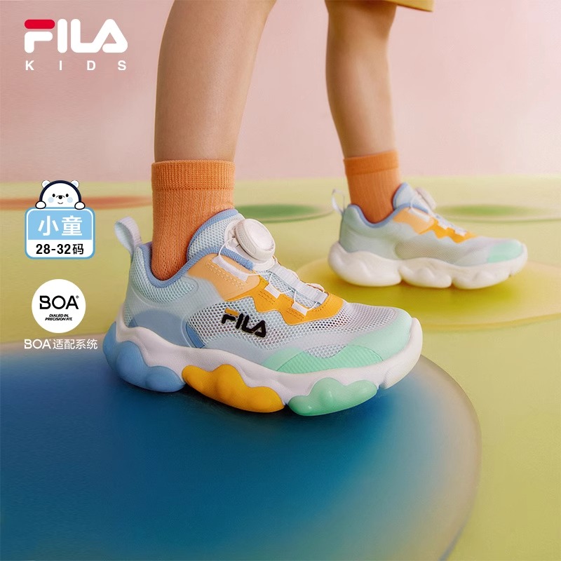 FILA斐乐BOA旋钮闪灯鞋潮