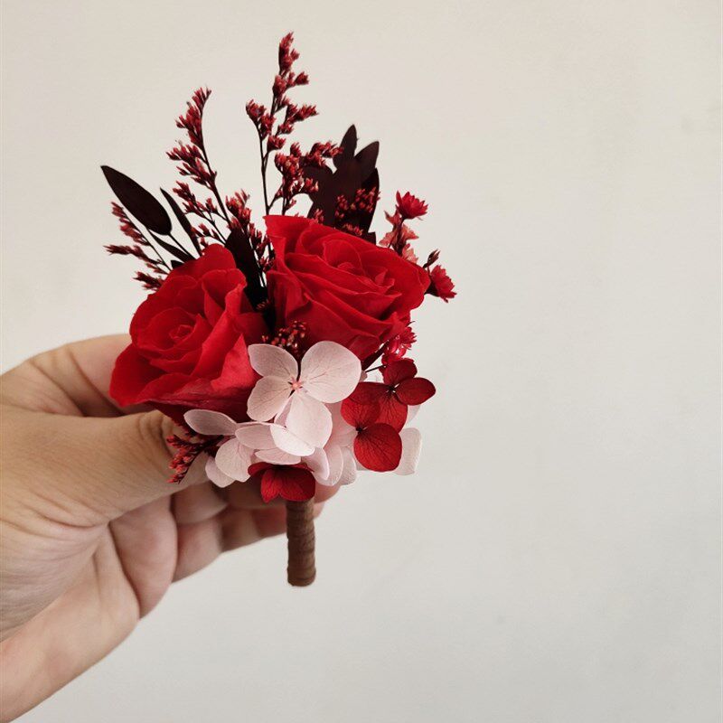 永生花红色玫瑰胸花手腕花私人定制