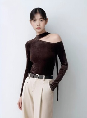 ariosea艾诺丝娃官方旗舰店2026春轻熟风斜领丝绒针织衫BR601134